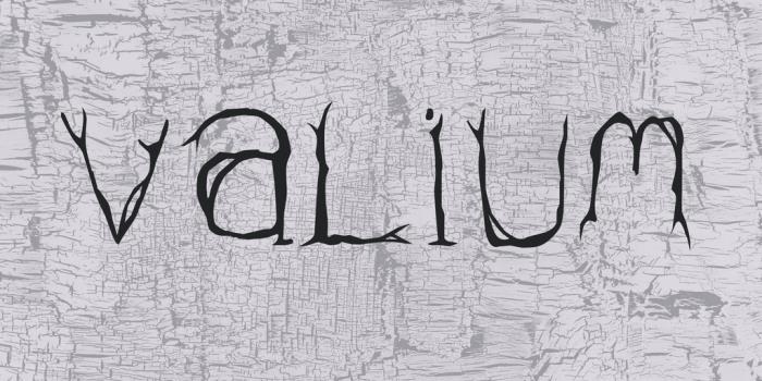 free-halloween-font-valium-vines