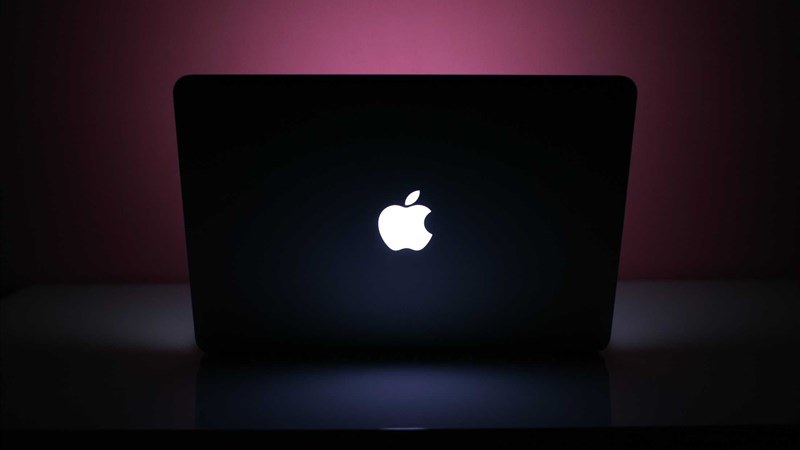 Macbook Pink Night Background