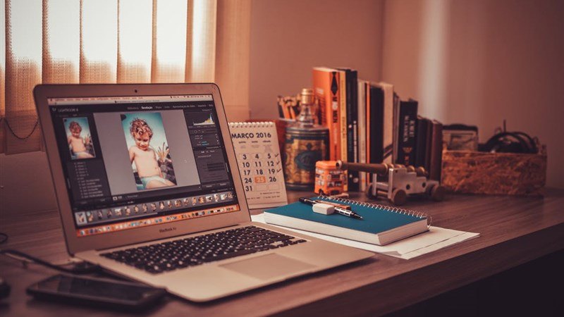 Books, Macbook Workdesk